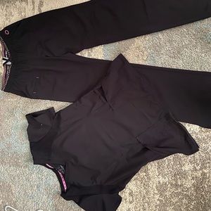 Heart soul black scrub set